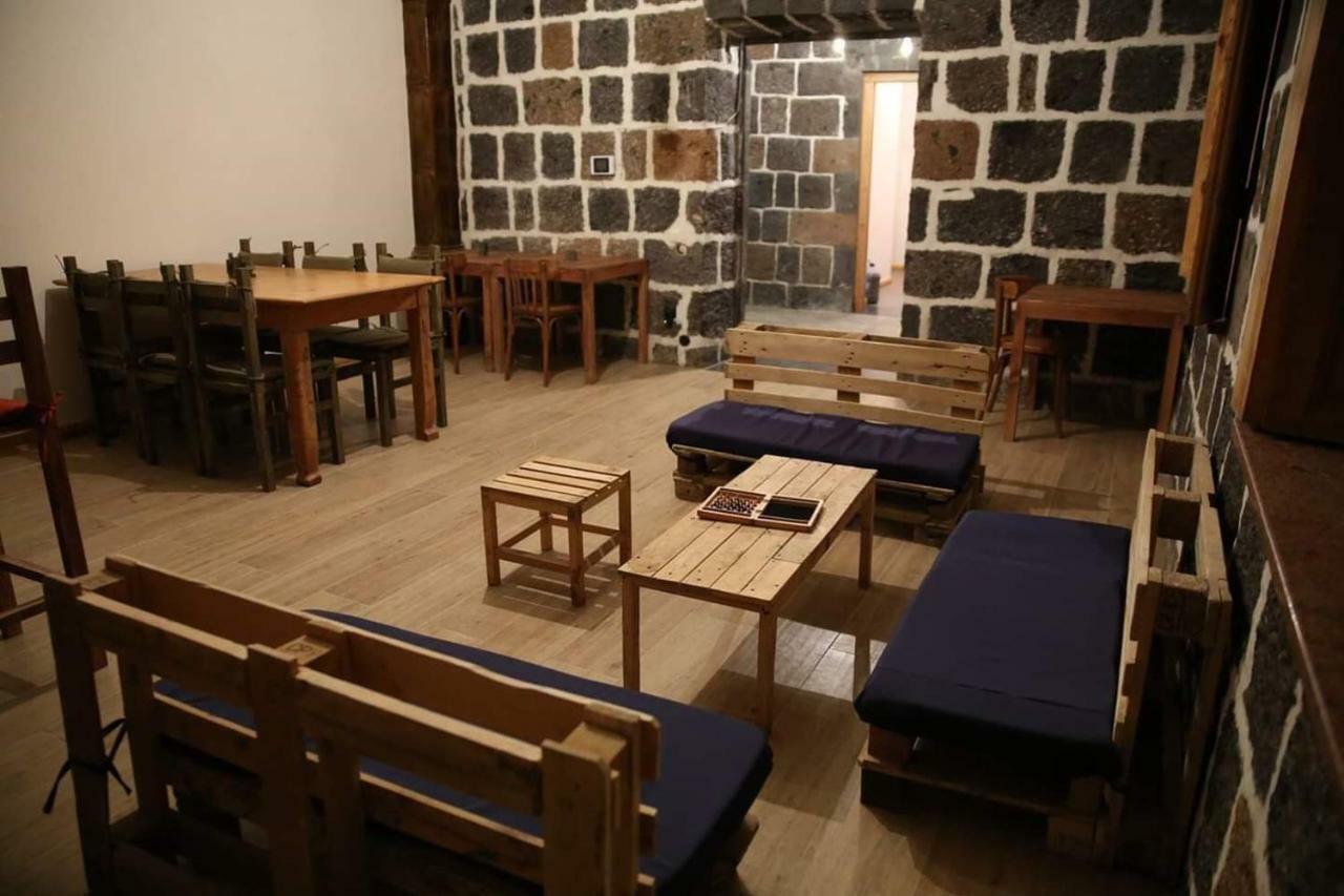 Guesthouse Emma Gyumri Exterior photo