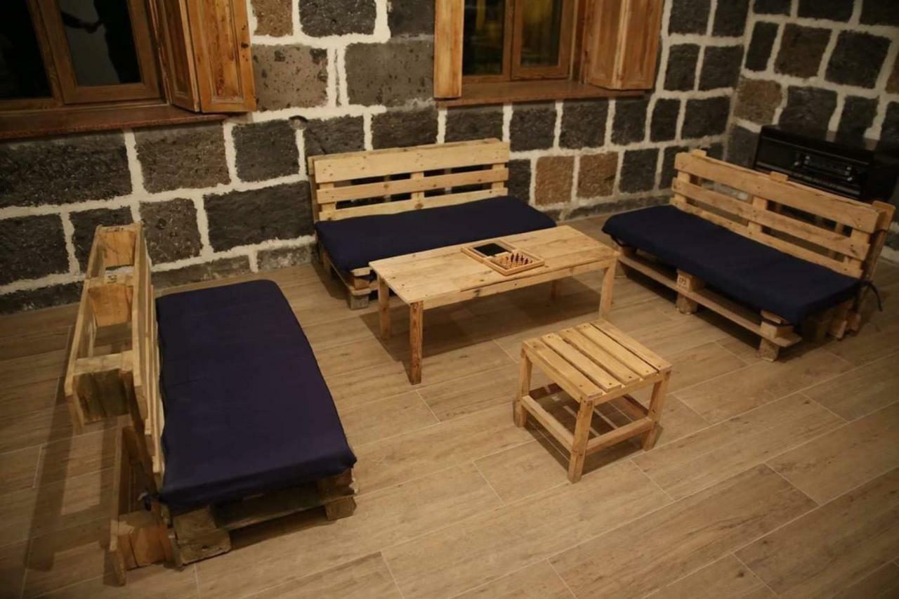 Guesthouse Emma Gyumri Exterior photo